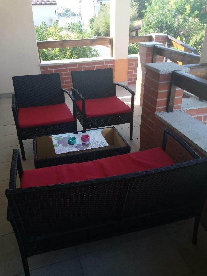 Ulica Zitna Xxvii Br.12 Apartman Ljevar Lägenhet Vir Exteriör bild